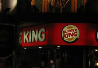 Burger King plăți bitcoin știri crypto ethereum blockchain mycryptoption