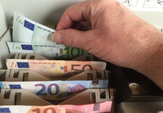 Retrageri Binance Pas cu Pas | Retrageri de Bani Fiat, Euro de pe exchange-ul Binance pe un cont bancar sau card bancar Binance Kiutalás Lépésről Lépésre | Fiat Pénz, Euró kiutalás a Binance tőzsdéről bankszámlára vagy bankkártyáre