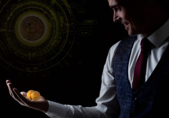 A MicroStrategy vezetője szerint a Bitcoin a legalacsonyabb kockázattal járó eszköz, amit a befektetők vásárolhatnak