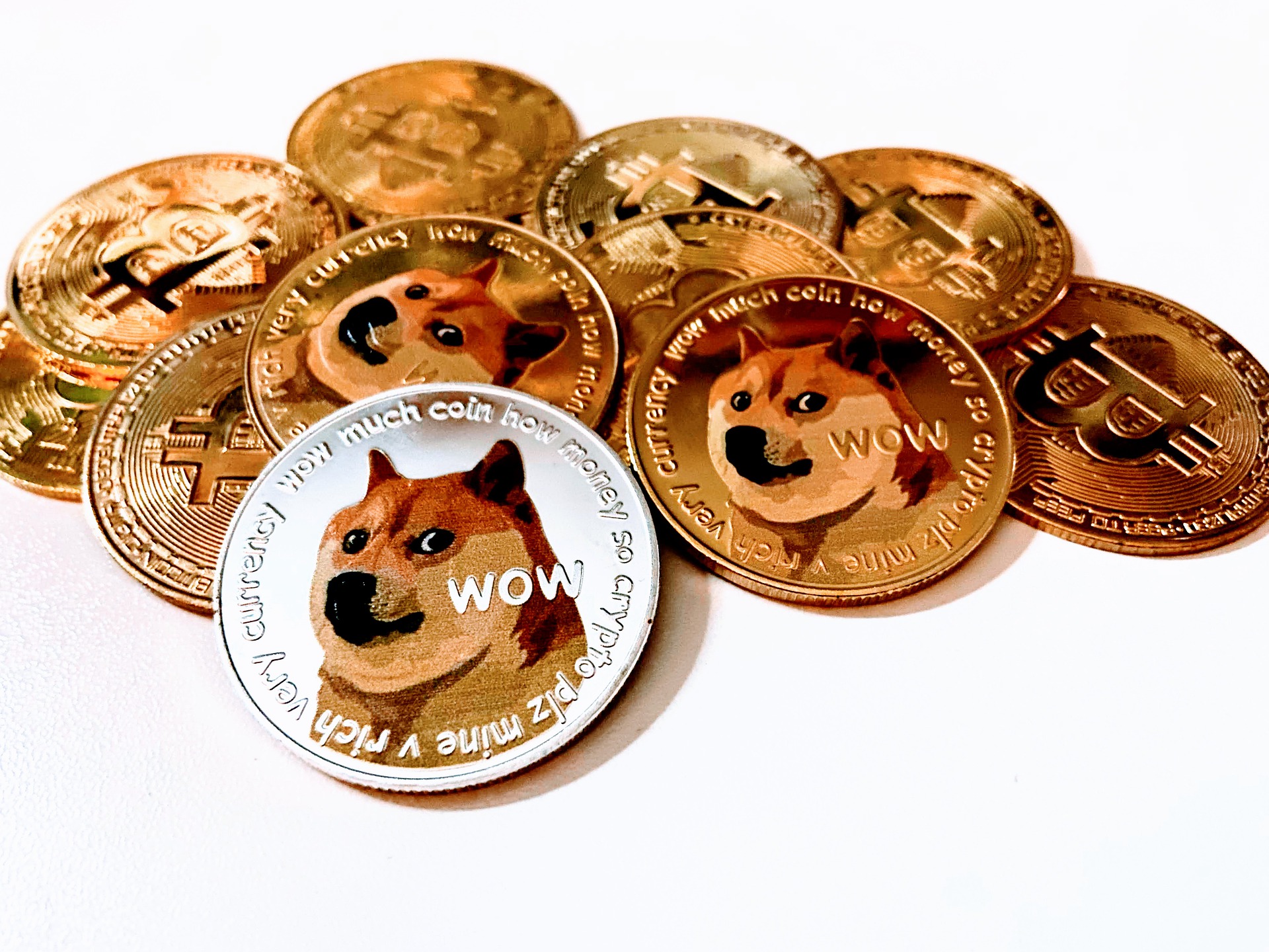 Elon Musk explică de ce a decis să susțină Dogecoin – DOGE