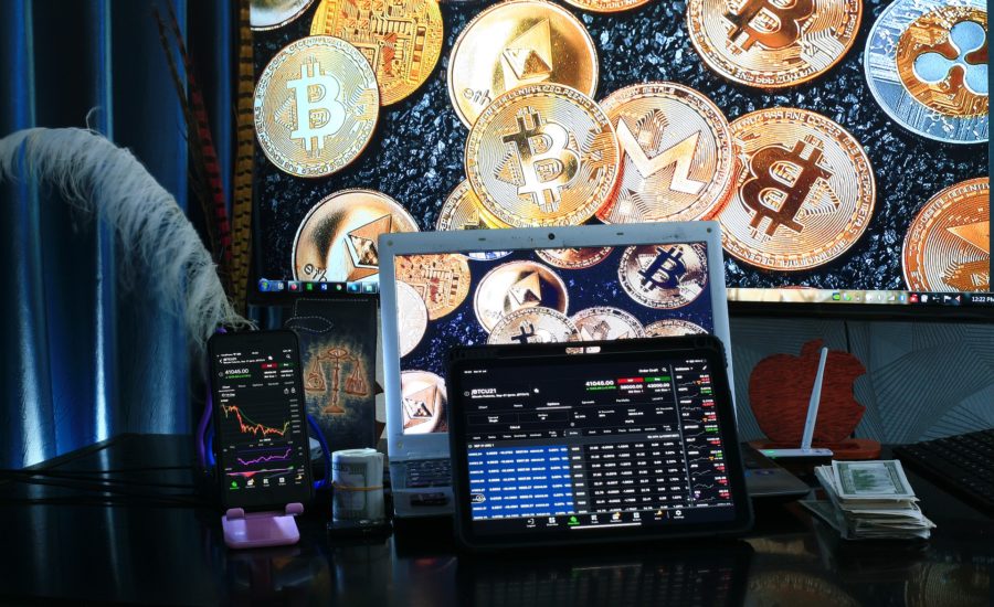 Prețul bitcoin a scăzut cu 10 000 de dolari în decembrie | Va mai atinge noi vârfuri anul acesta?