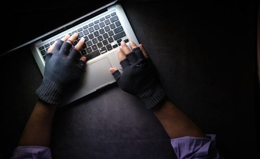 Îi va costa mult... Cunoscuta echipă de hackeri încearcă să pirateze rețeaua Bitcoin Team TNT hackerek prbálják feltörni a Bitcoint mycryptoption